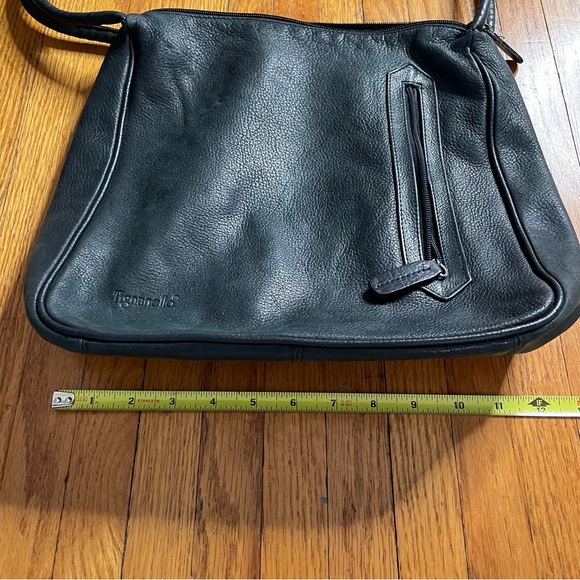 Tignanello textured leather shoulder bag (black) - Picture 7 of 9